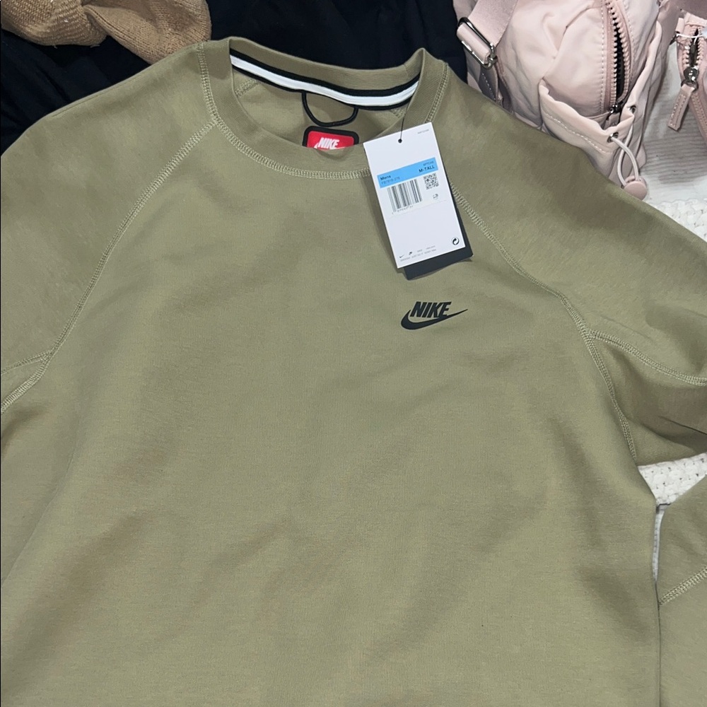 Nike Men's Sage Green Crewneck Sweater